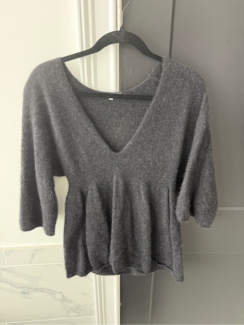 Vince Charcoal V-Neck Puff Sleeve Sweater